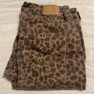 American Eagle Brown Leopard Print Pants